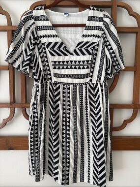 Black & White Dress